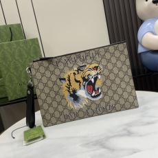 Gucci Clutch Bags